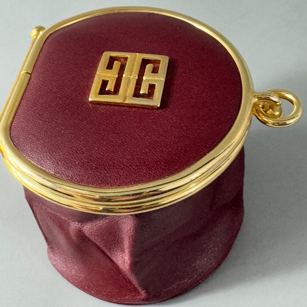 Authentic Vintage GIVENCHY Coin Case Wallet Purse 4G Logo Bordeaux Gold Leather